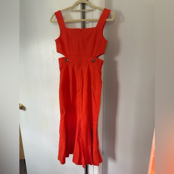 Hunter Bell Giselle Sleeveless Square Neck Midi Dress - Picture 6 of 6